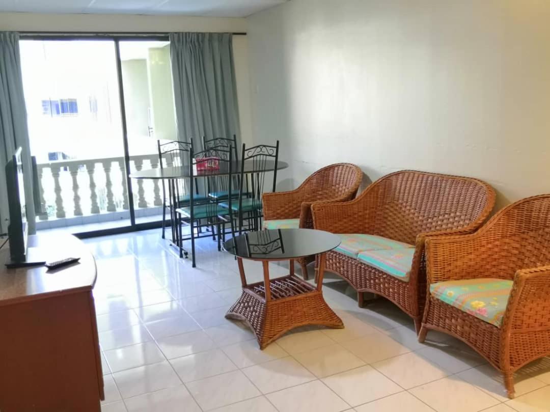 Pangkor Fun Fun Fun Apartment Pekan Pangkor Exterior foto